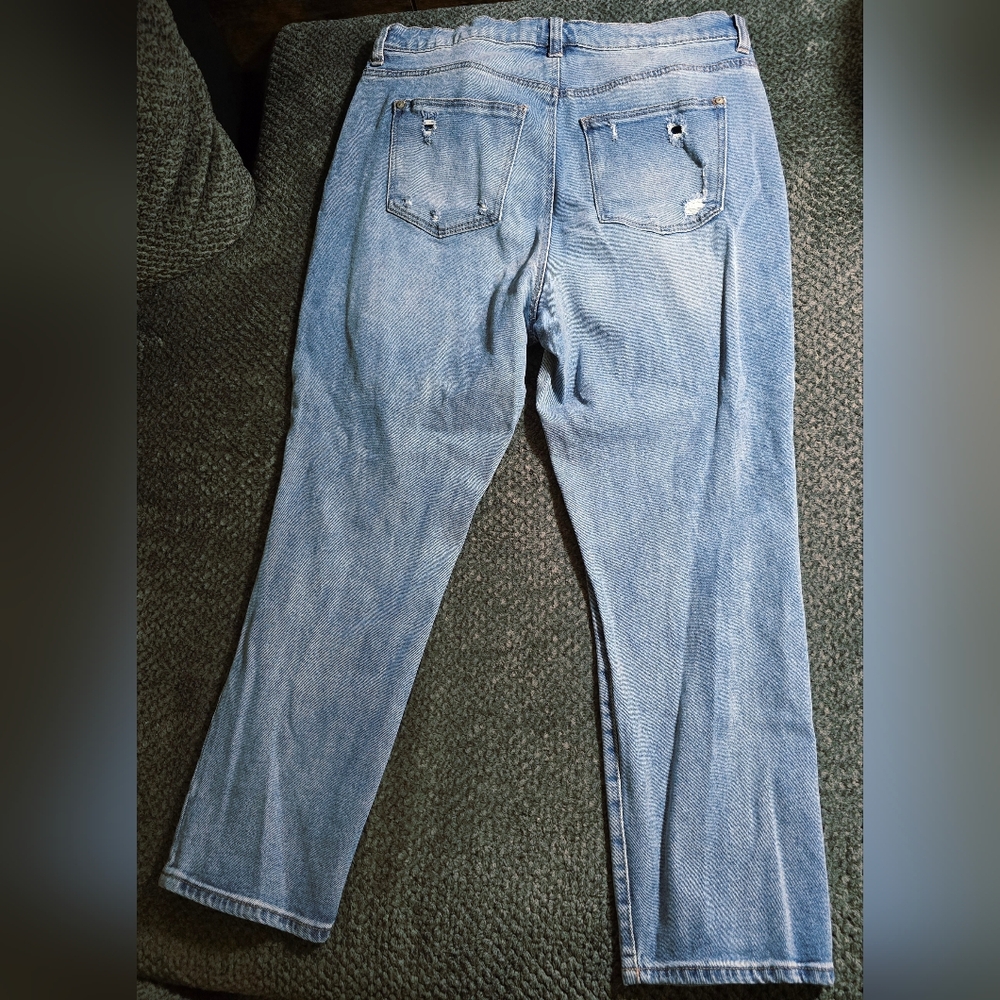 A Beautiful Soul “The Iconic” Distressed Jeans Size 14 Button Fly Light Wash - Picture 2 of 8